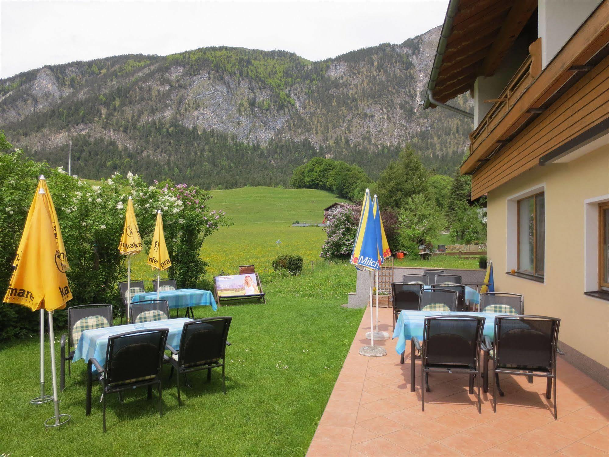 Hotel Kraftquelle Schlossblick Angerberg  ภายนอก รูปภาพ